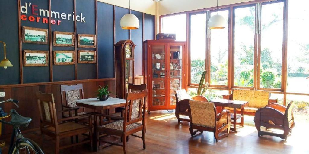 Hotel D'emmerick Salib Putih Salatiga