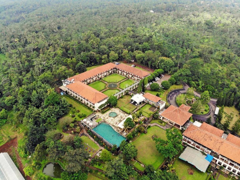 D'emmerick Salib Putih Hotel Salatiga