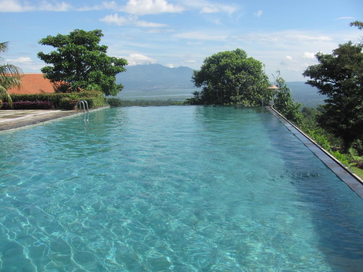 D'emmerick Salib Putih Hotel Salatiga