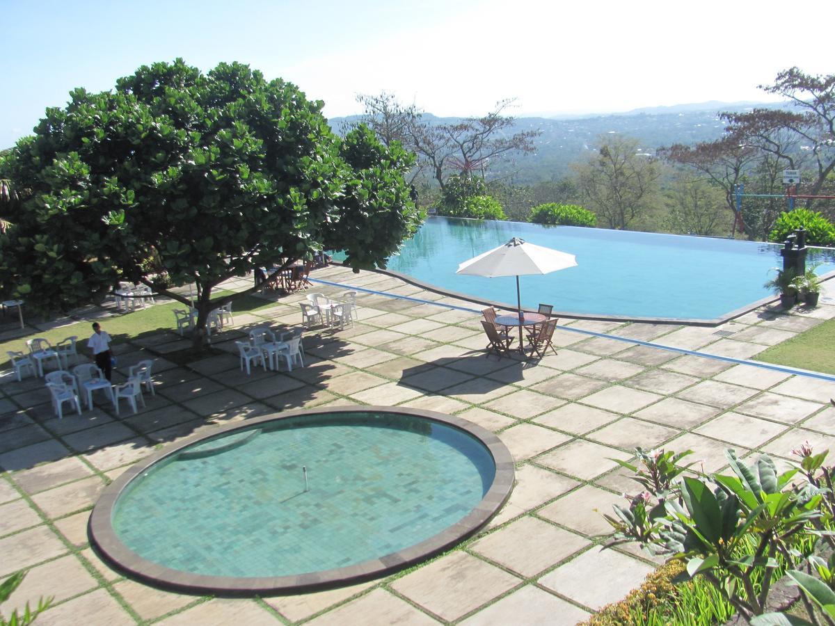 Hotel D'emmerick Salib Putih Salatiga