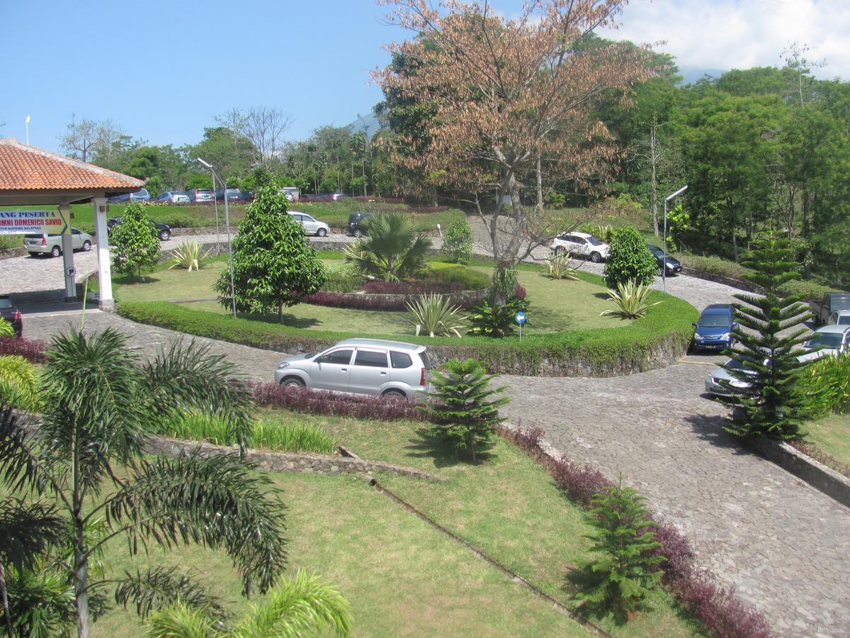 D'emmerick Salib Putih Hotel Salatiga