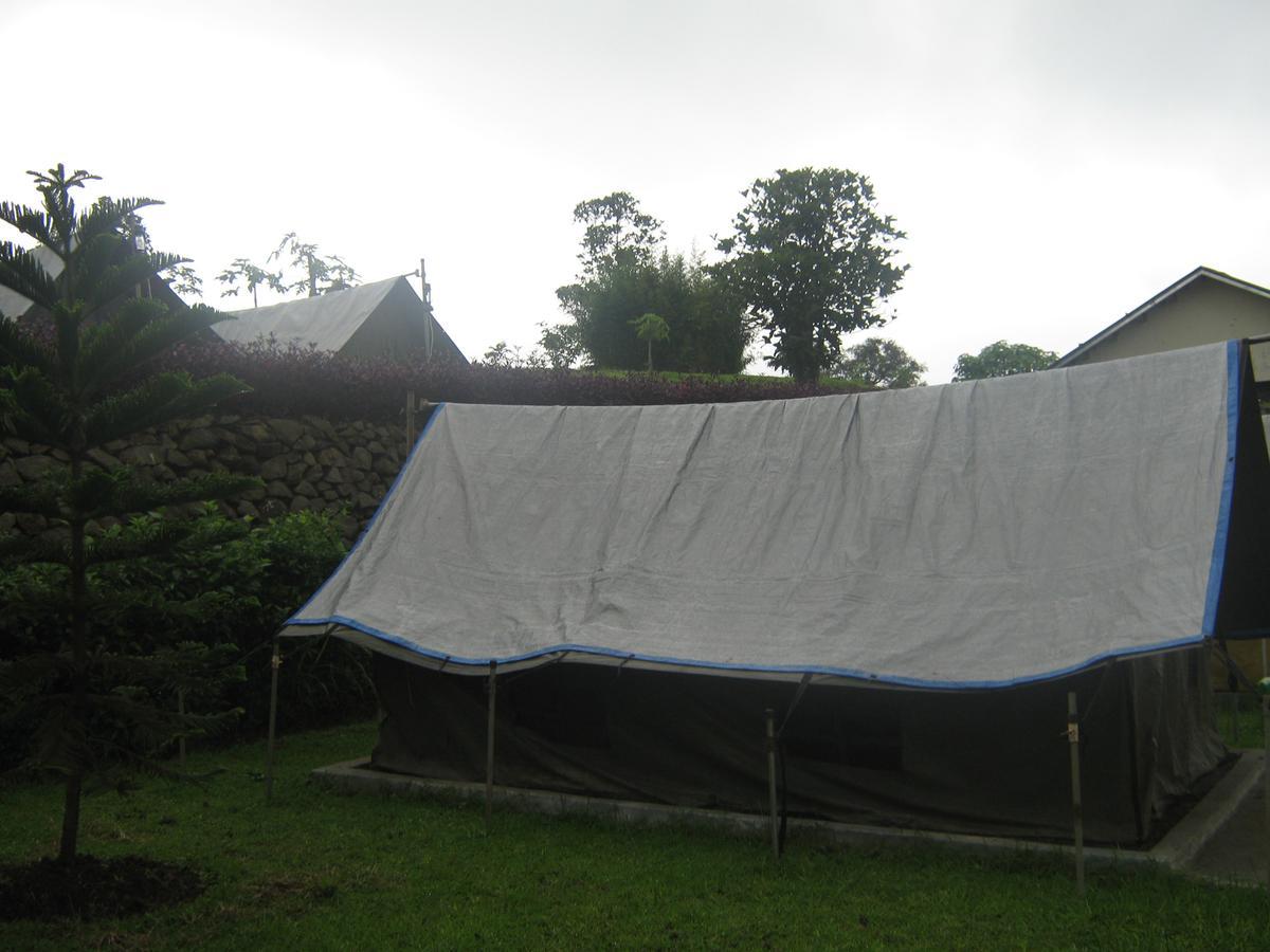 D'emmerick Salib Putih Salatiga